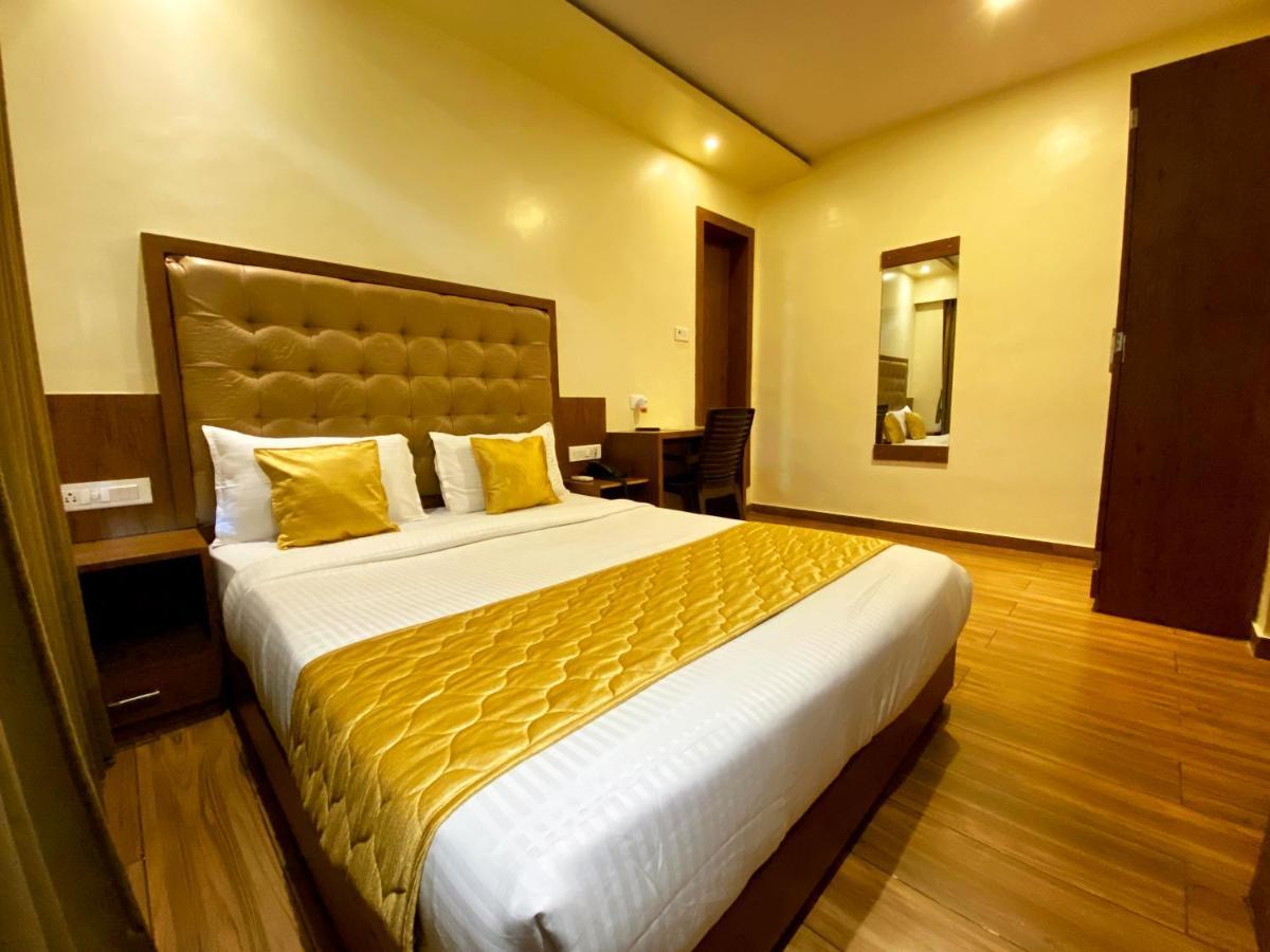 Hotel Pearl'S Bkc Inn- Near Trade Centre, Visa Consulate ムンバイ エクステリア 写真