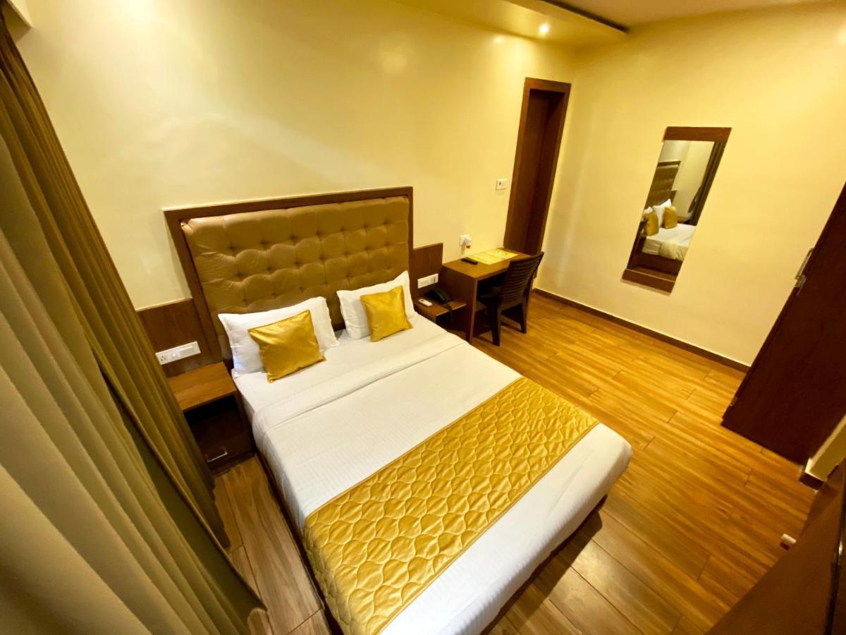 Hotel Pearl'S Bkc Inn- Near Trade Centre, Visa Consulate ムンバイ エクステリア 写真