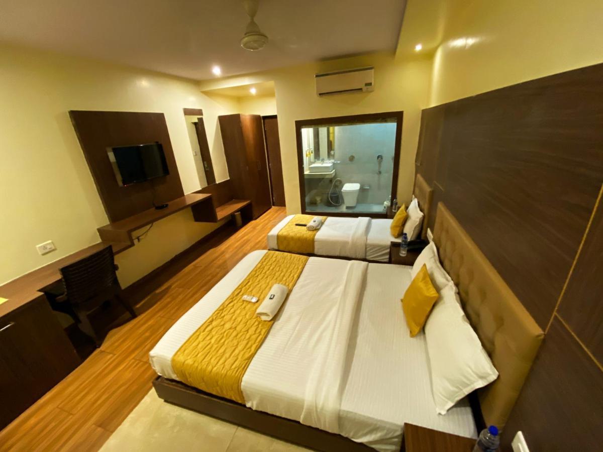 Hotel Pearl'S Bkc Inn- Near Trade Centre, Visa Consulate ムンバイ エクステリア 写真