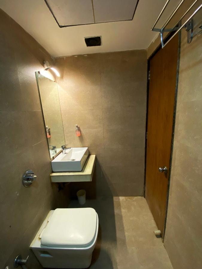 Hotel Pearl'S Bkc Inn- Near Trade Centre, Visa Consulate ムンバイ エクステリア 写真